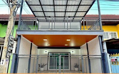 รีโนเวทใหม่ขายทาวน์เฮ้าส์ 17 ตร.ว หมู่บ้านหงส์ประยูร ถ.บางกรวย-ไทรน้อย  พร้อมอยู่ ใกล้สถานีรถไฟฟ้า
