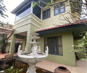 ขาย 4.6 ล้าน บ้านเดี่ยว 2 ชั้น  52.1 ตร.ว   หมู่บ้านประดับดาว 5-6 ท่าอิฐ ซอย 9