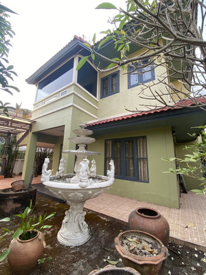 ขาย 4.6 ล้าน บ้านเดี่ยว 2 ชั้น  52.1 ตร.ว   หมู่บ้านประดับดาว 5-6 ท่าอิฐ ซอย 9